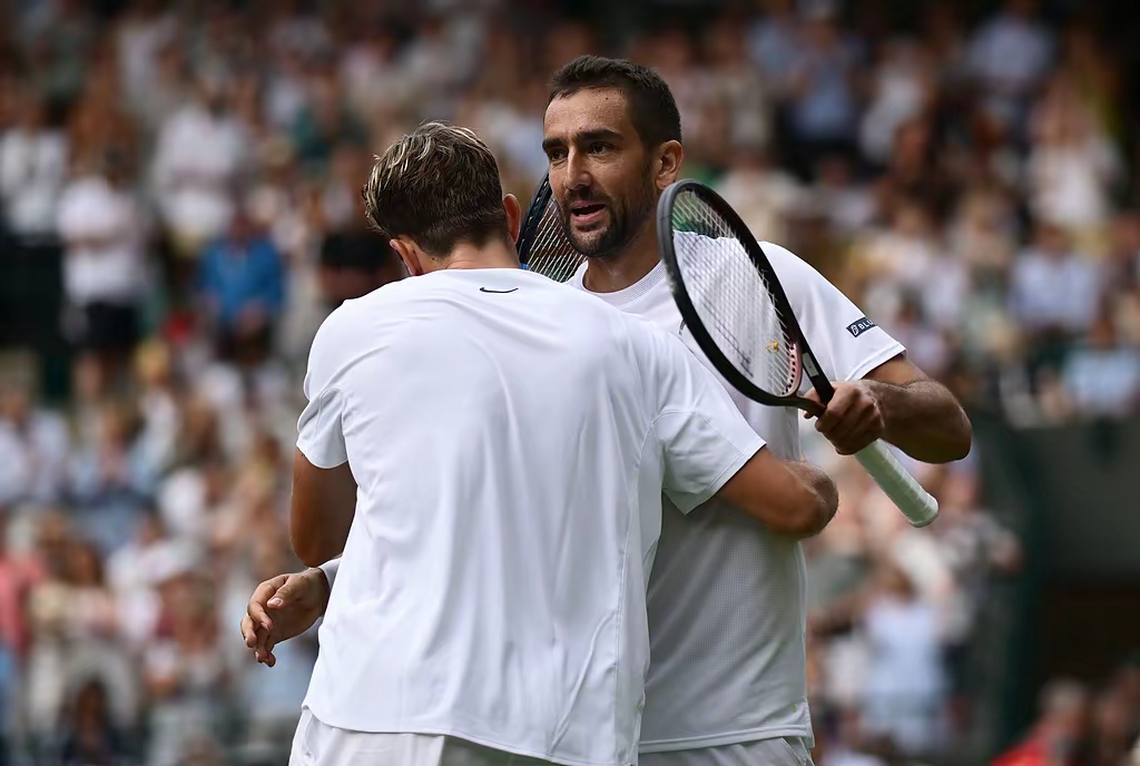  德约科维奇回塞尔维亚庆祝夺金 